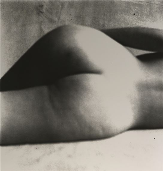 IRVING PENN (1917 - 2009), Nude #8, New York 1949 by Irving Penn, printed 1980