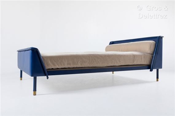 Jacques Quinet | Jacques QUINET (1918-1992) Two-seater bed with tubular ...