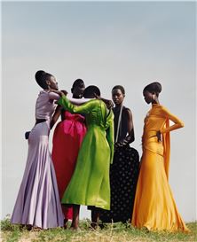 Tyler Mitchell Curates “Avedon & Me” at Paris Photo