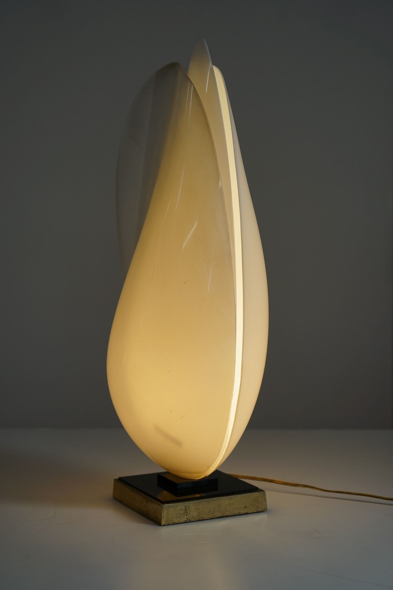 Artwork by Roger Rougier, Roger Rougier Clam Shell Table Lamp, Made of Metal base