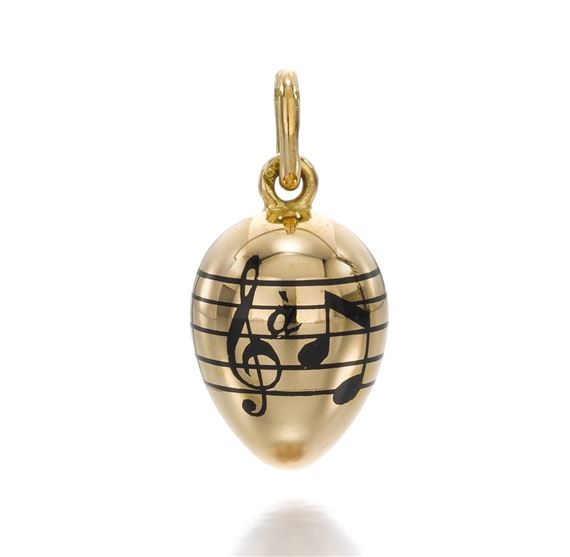 A Fabergé gold and champlevé enamel egg pendant, workmaster Oskar Pihl, St Petersburg, pre - Oskar Pihl