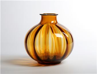 Tomato Vase - Willem Jacob Rozendaal