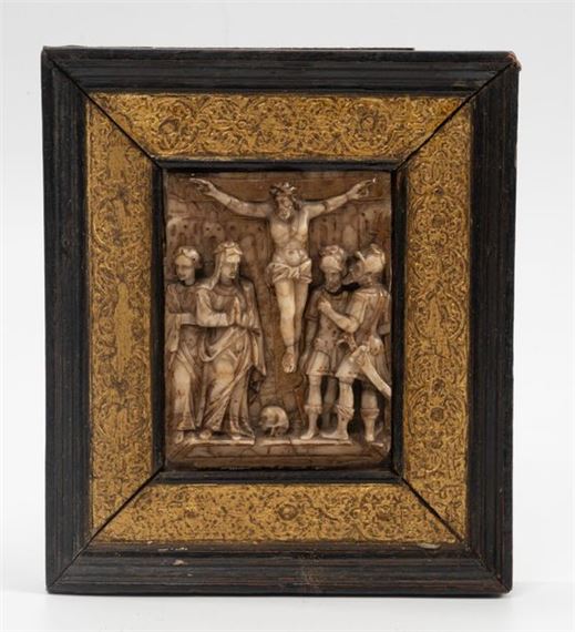 Two alabaster plaques from the same suite, carved in bas-relief with gold and polychrome highlights, depicting the Crucifixion and Saint Anne Trinitaire - Isaac Tissenaken