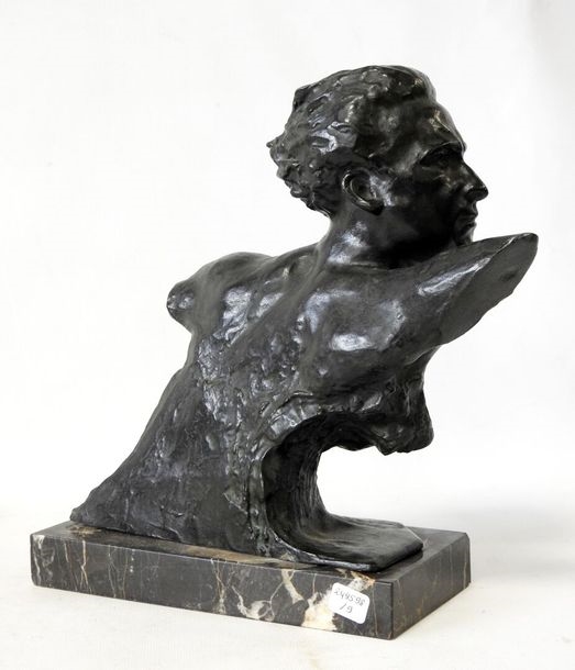Frédéric Focht | Bust of aviator Jean Mermoz | MutualArt