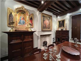 Grand triptyque florentin du milieu du 19 eme siècle représentant la Vierge et l'Enfant entourés des apôtres et des saints - Lorenzo Ghiberti