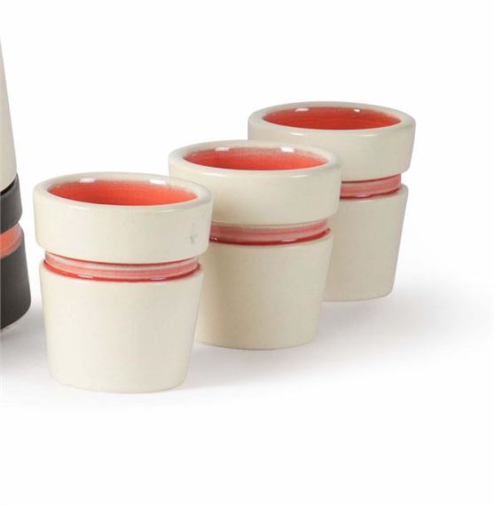 Hervé THOMAS (XX) and Claude AIELLO Three Ziggurat beakers Ceramic Signed Prototypes H. 9 cm. D. 8.5 cm by Claude Aiello, Thomas Hervé