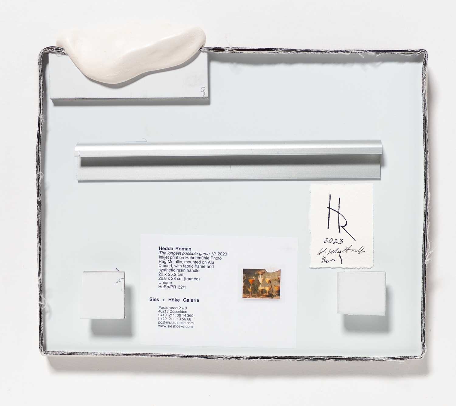 Artwork by Hedda Roman, Charity Lot – Hedda Roman (1992 Westerstede / 1987 Bensberg – leben in Düsseldorf, Made of sculpture, photography, and drawing