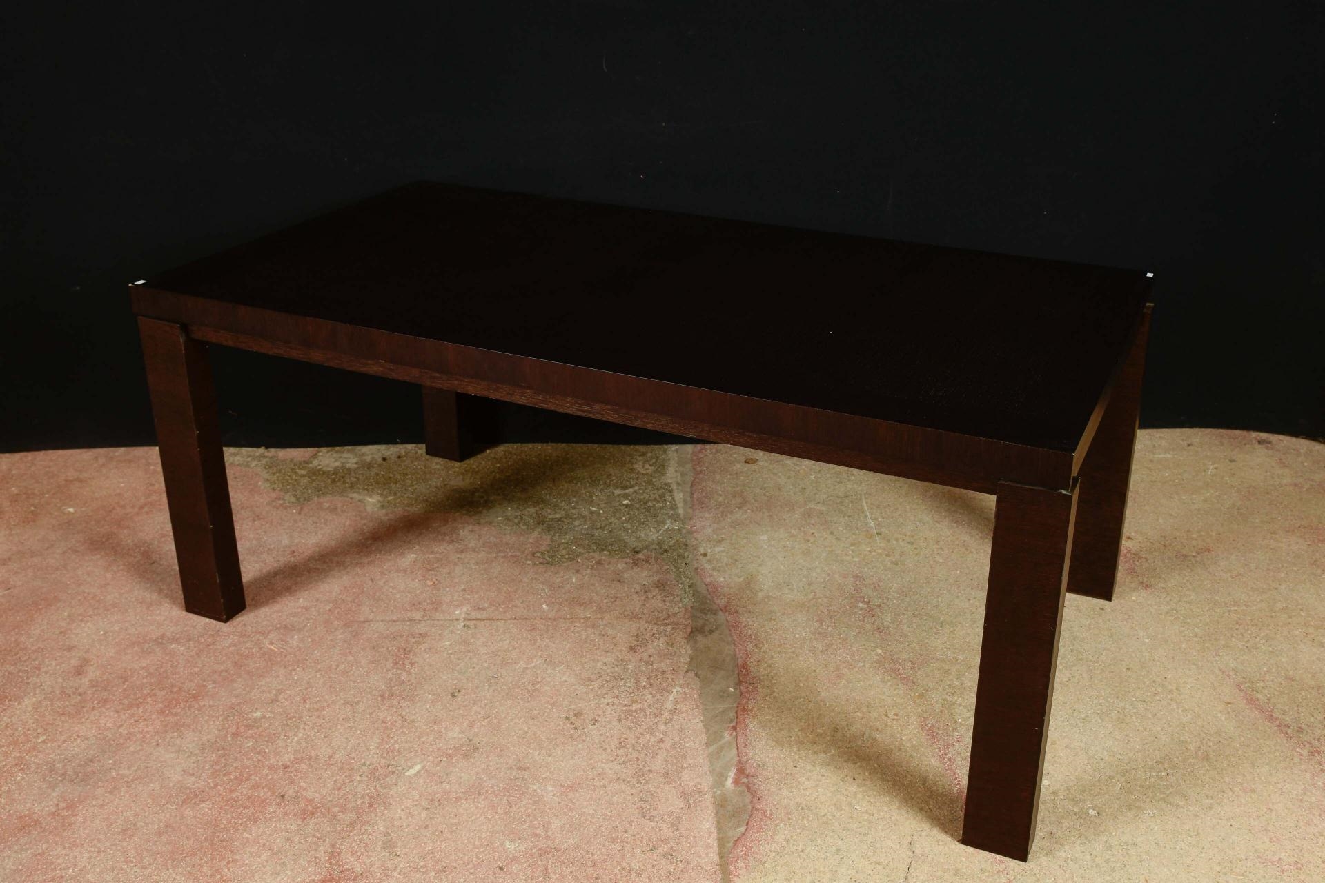 Artwork by Artelano, ARTELANO : Table à manger extensible en bois laqué noir, Made of Bois laqué noir