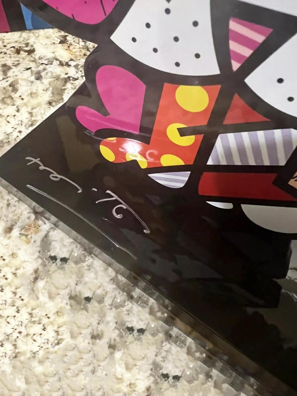 Romero Britto | Royalty Dog 2 (2017) | MutualArt