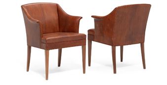 A pair of armchairs with tapering mahogany legs - Lysberg, Hansen & Therp