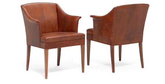 A pair of armchairs with tapering mahogany legs - Lysberg, Hansen & Therp