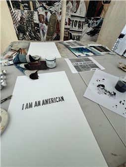 A View from the Easel - Gonzalo Hernandez