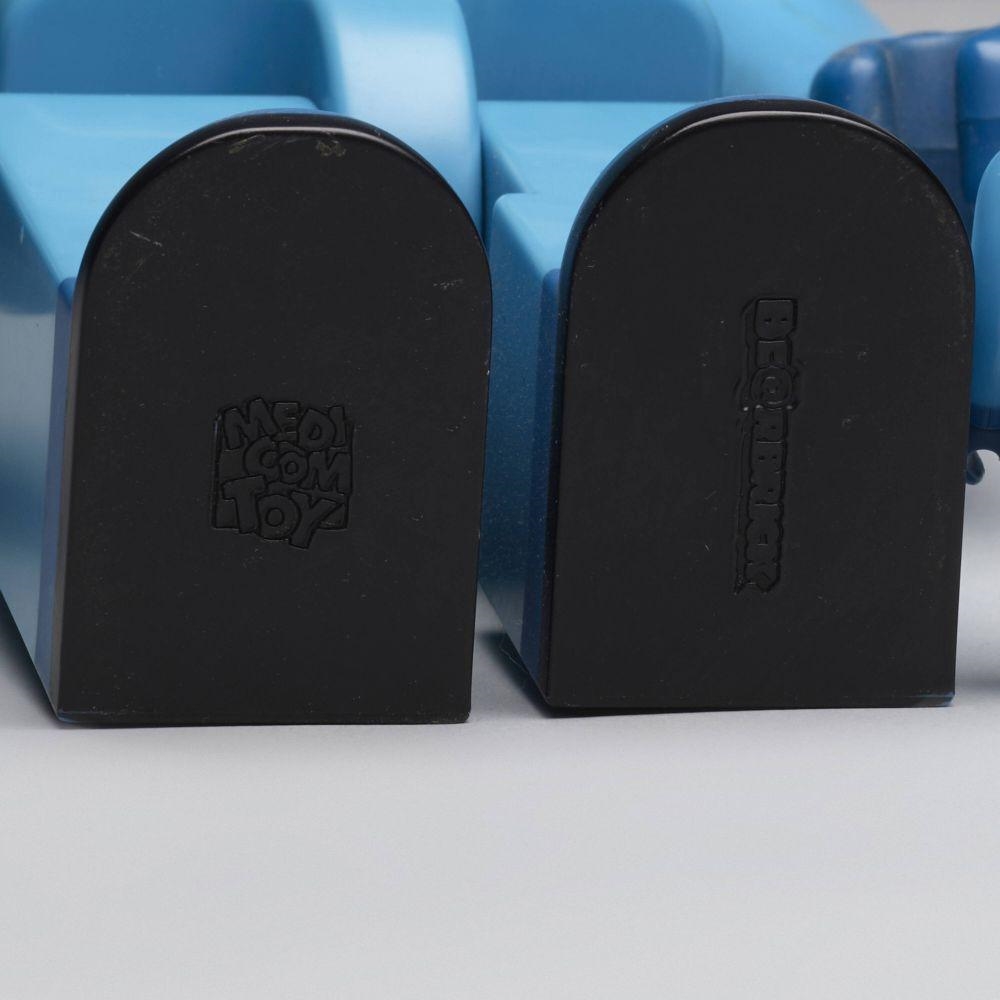 Artwork by KAWS, Be@rbrick , BE@RBRICK x KAWS - Chompers 400% + 100, Made of Vinyl