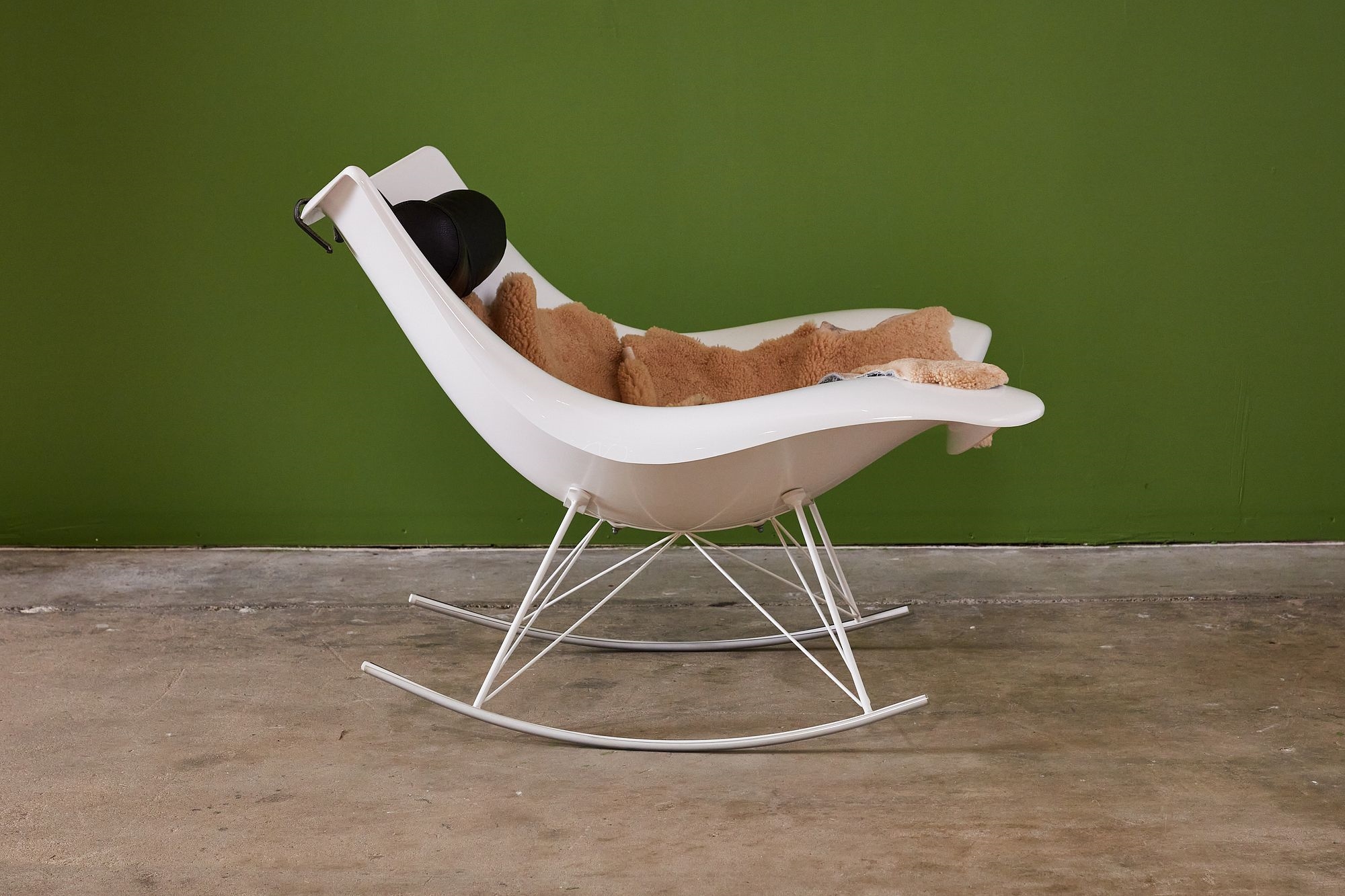 Thomas Pedersen | Stingray' rocking lounge chair (2002 - 2016) | MutualArt