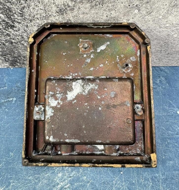 Artwork by Gladys Brown Edwards, Dodge Gladys Brown Edwards Dog Pipe Ashtray