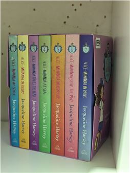 JACQUELINE HARVEY BOOKSET - Jacqueline Harvey