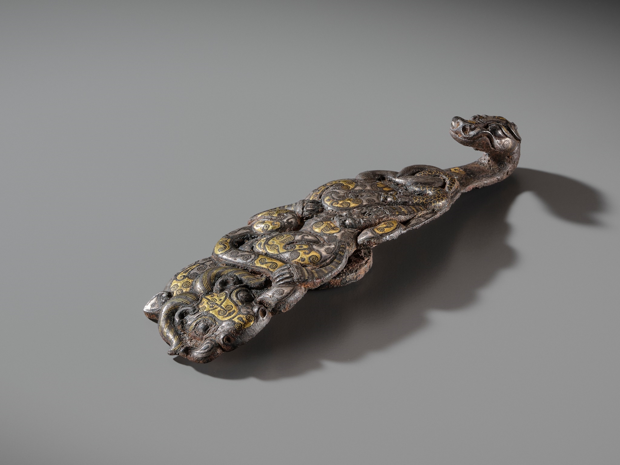 Han Dynasty | A HIGHLY IMPORTANT GOLD AND SILVER INLAID IRON ‘MYTHICAL ...