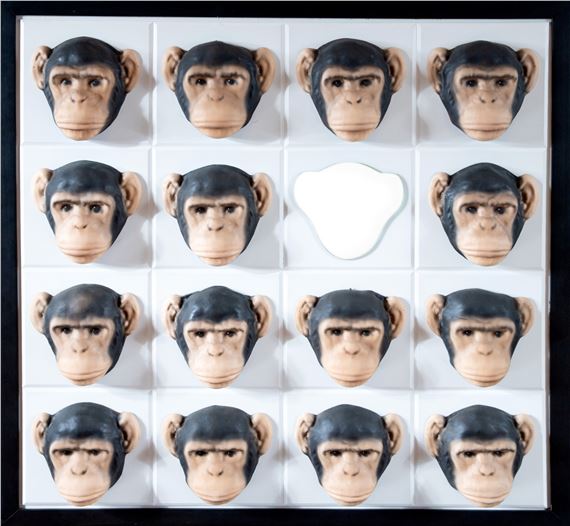 Você Faz Parte - O Retorno by Nelson Leirner, 2001