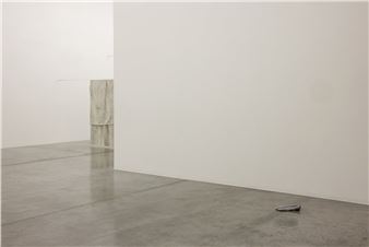Charbel-Joseph H. Boutros: Five consecutive dreams, five suns, and a garden - Grey Noise