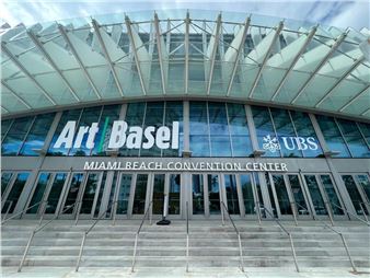 Art Basel Miami Beach 2024: Ultimate Guide to The Hottest Art Extravaganza
