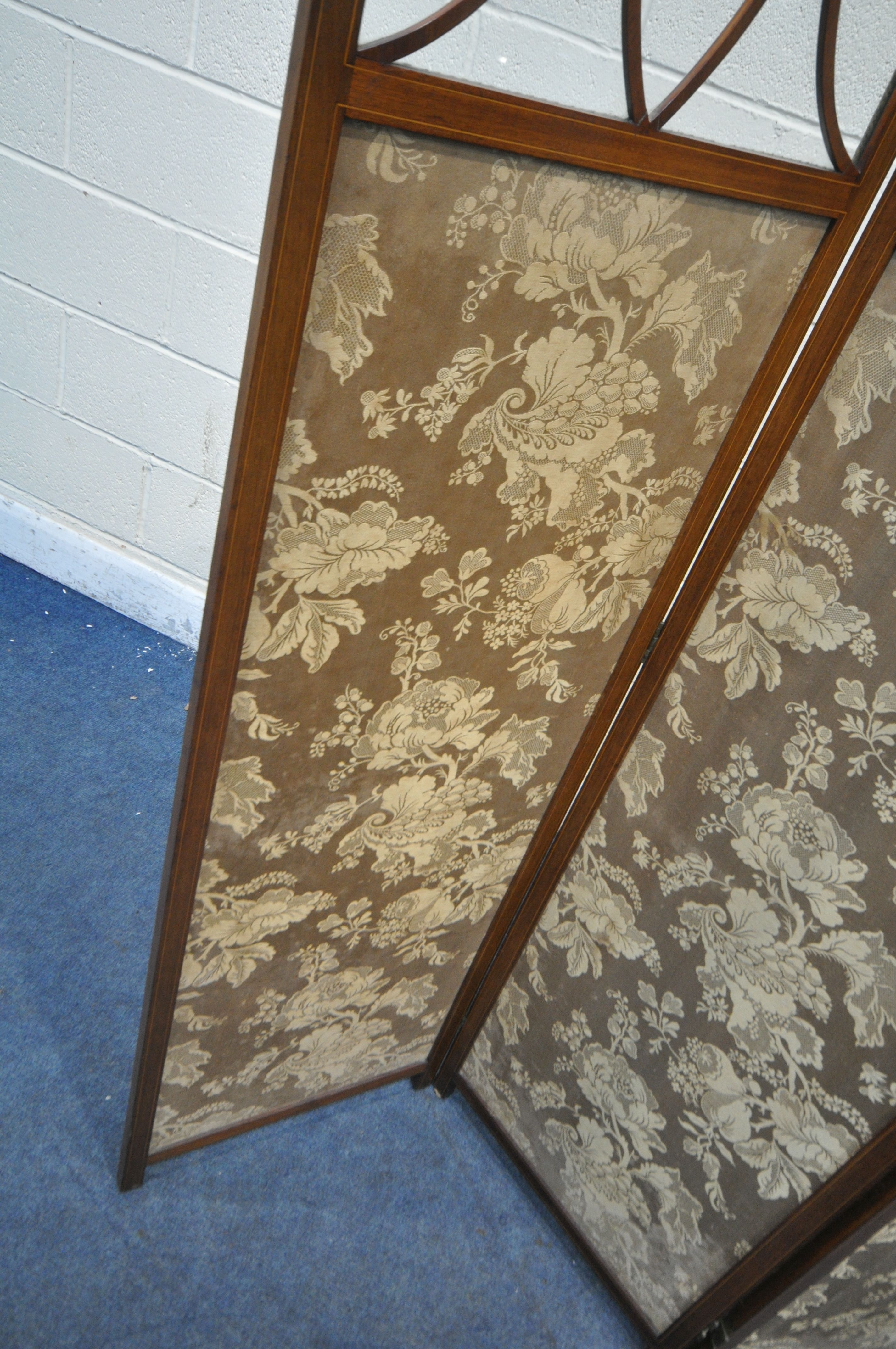 An Edwardian | AN EDWARDIAN MAHOGANY FOUR SECTION FOLDING SCREEN, with ...