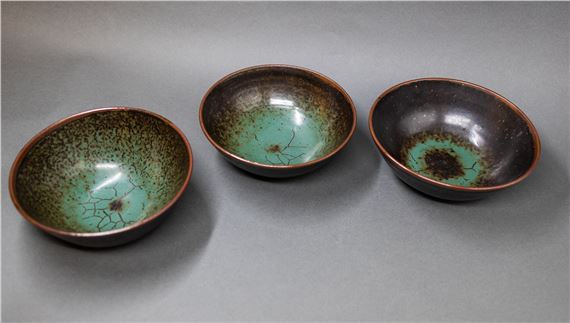 Len Castle | Len Castle - A set of three bowls | MutualArt