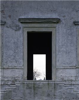 Hélène Binet: Oscillations from Villa Saraceno to Lunuganga Garden - Large Glass