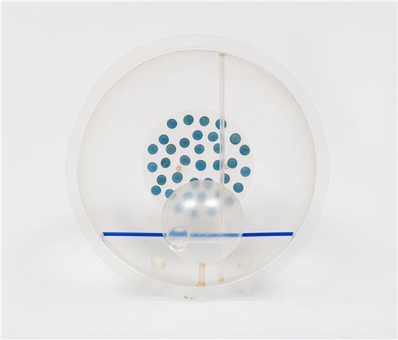 Sin título by Gyula Kosice, c. 1990