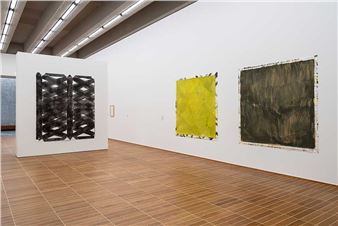 Exhibition at Kunstmuseum Basel Showcases 200 Contemporary Drawings