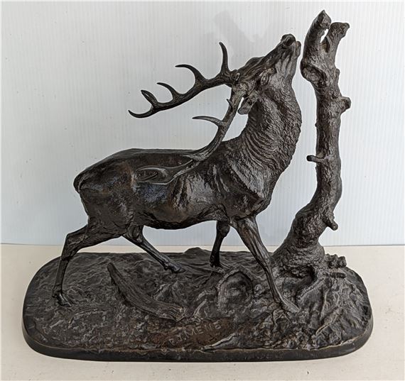 Artwork by Pierre-Jules Mene, The Browsing Stag, Made of bronze