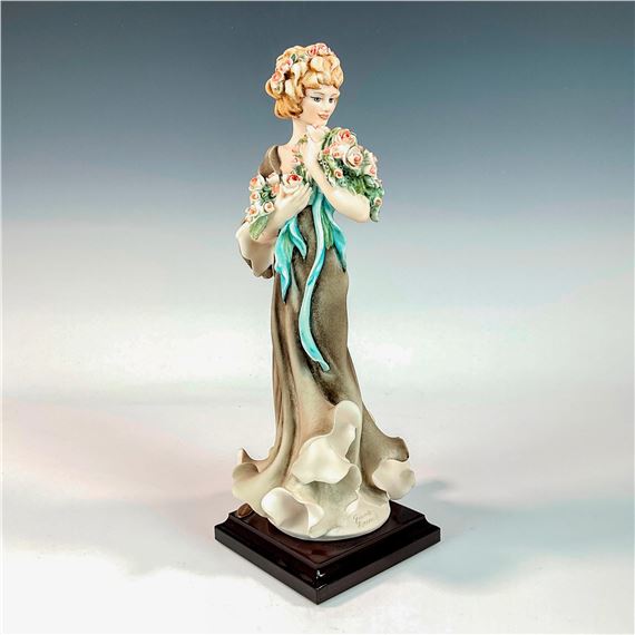 Capodimonte Giuseppe Armani Figurine, Girl with Roses by Giuseppe Armani, 2003