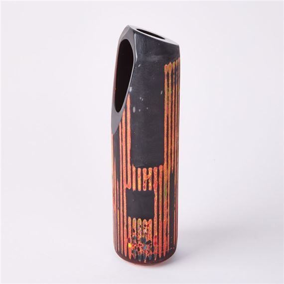 Vase - Eammon Vereker