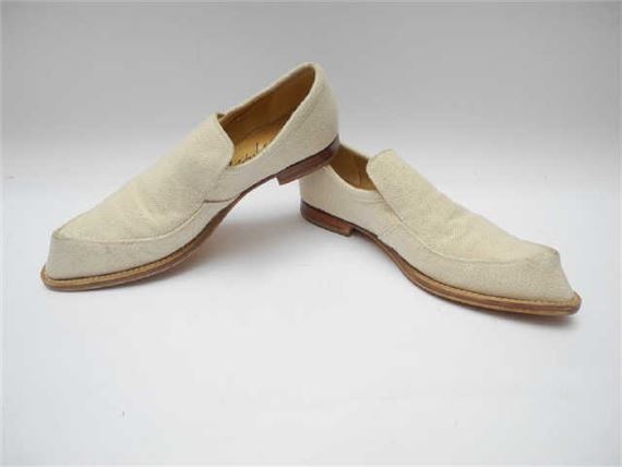 YOHJI YAMAMOTO. Paire de mocassins en toile de lin beige