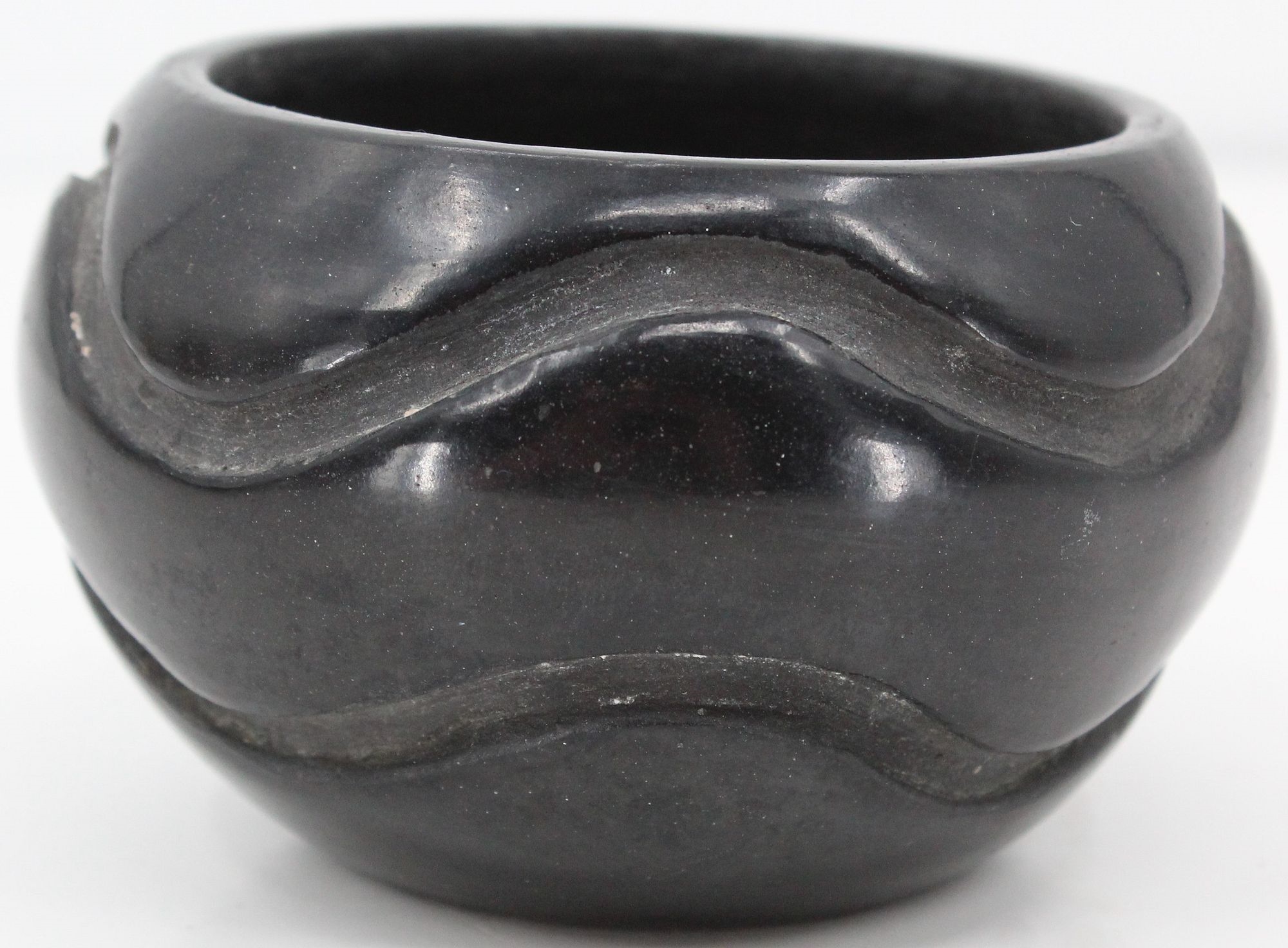 Artwork by Santa Clara Pueblo, 2) Vintage Signed Carved Santa Clara Pueblo Bowls, Made of Pottery