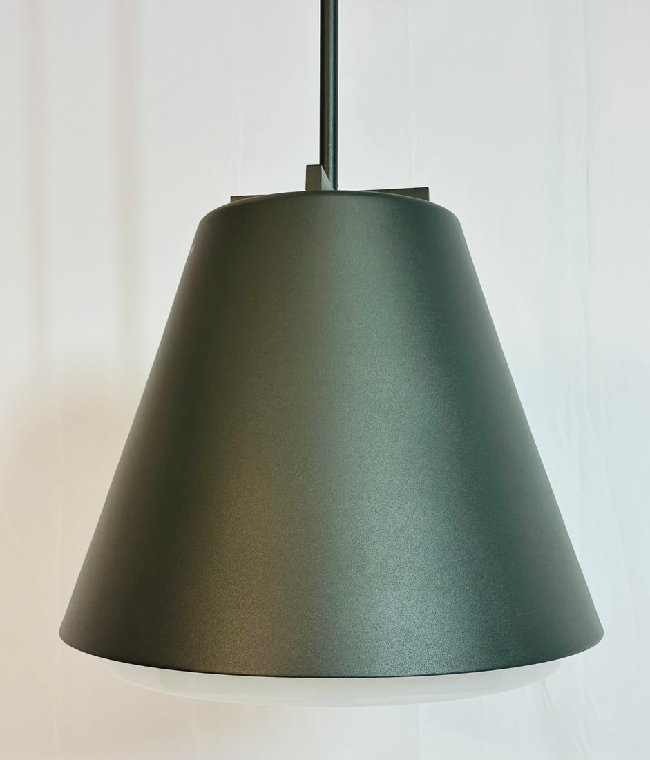 Sean Lavin | Bowman Chandelier | MutualArt