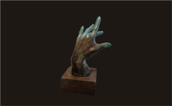 Alejandra Valeiro: Sculpting the Essence of the Feminine Spirit