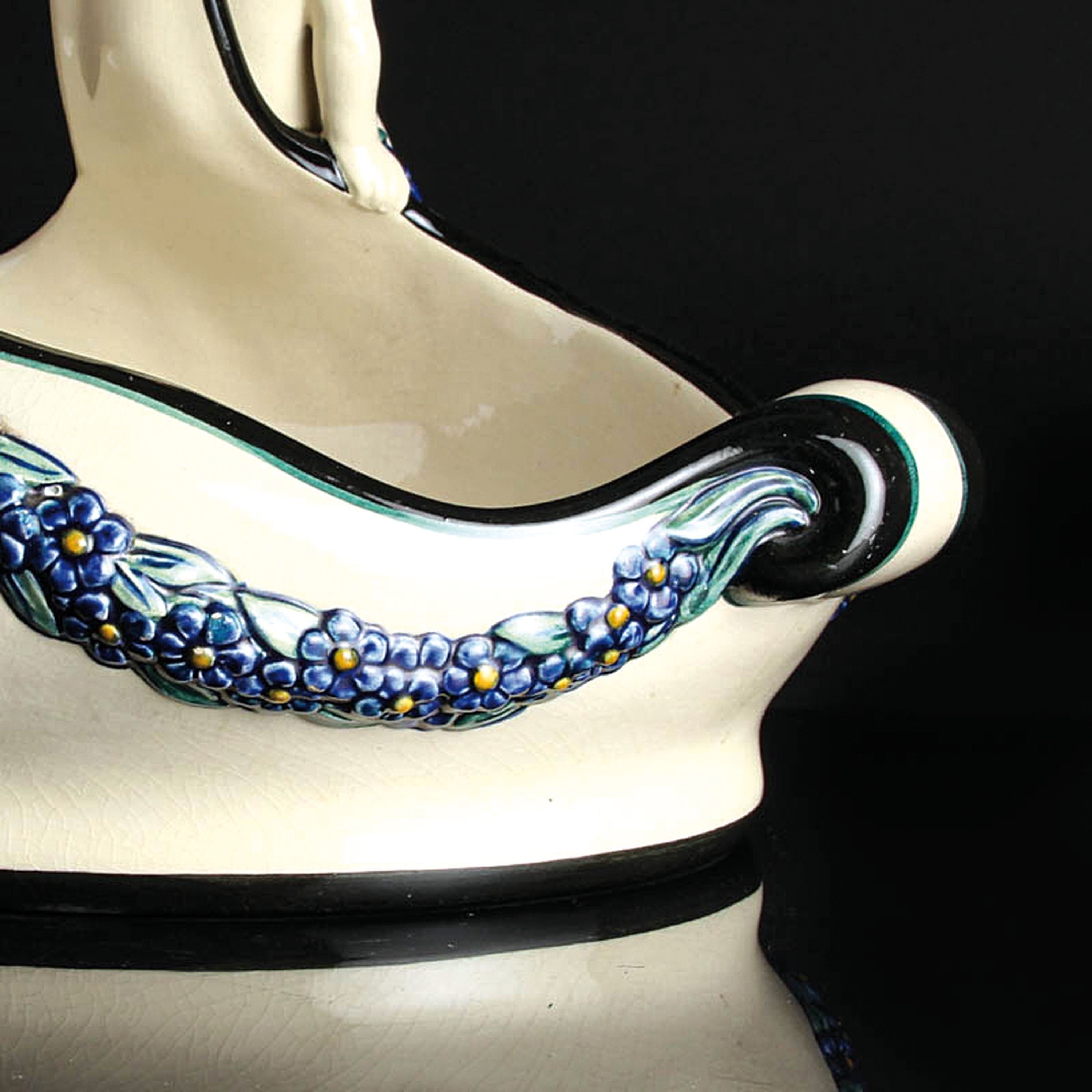 Artwork by Wilhelm Süs, Handle bowl with grape putti, Made of ceramic, color