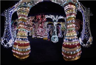 Joana Vasconcelos: The Enchanted Forest - La Patinoire Royale / Galerie Valerie Bach