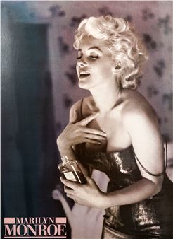 額装済/Marilyn Monroe シャネル 5番（エド フィンガーシュ） Marilyn Monroe - Chanel No. 5 Wall Poster by Ed Feingersh at