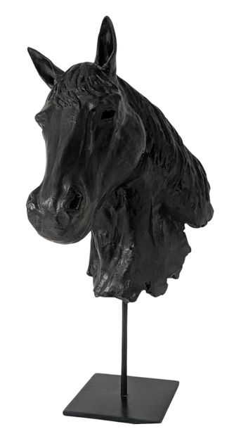 Artwork by Claudie Perrigaud, Ebène, Made of Patinated earth finish