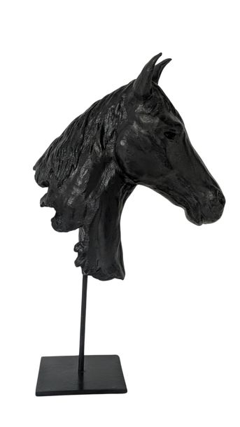Artwork by Claudie Perrigaud, Ebène, Made of Patinated earth finish