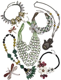 A GROUP OF NECKLACES - Iris Apfel