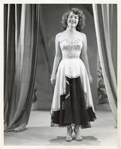 Vintage Photo Archives BUNNY YEAGER Historical American Pin UP by Bunny Yeager, 1950s