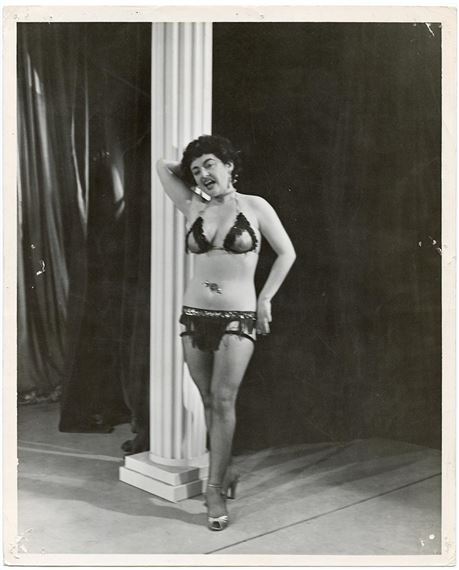 Vintage Photo Archives BUNNY YEAGER Historical American Pin UP by Bunny Yeager, 1950s