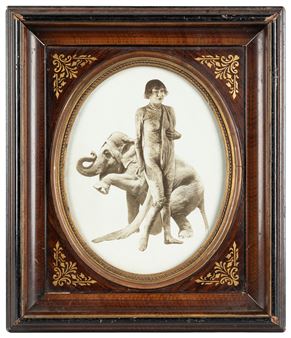 Susi, The Elephant Skin Girl. - Vogel, Charlotte