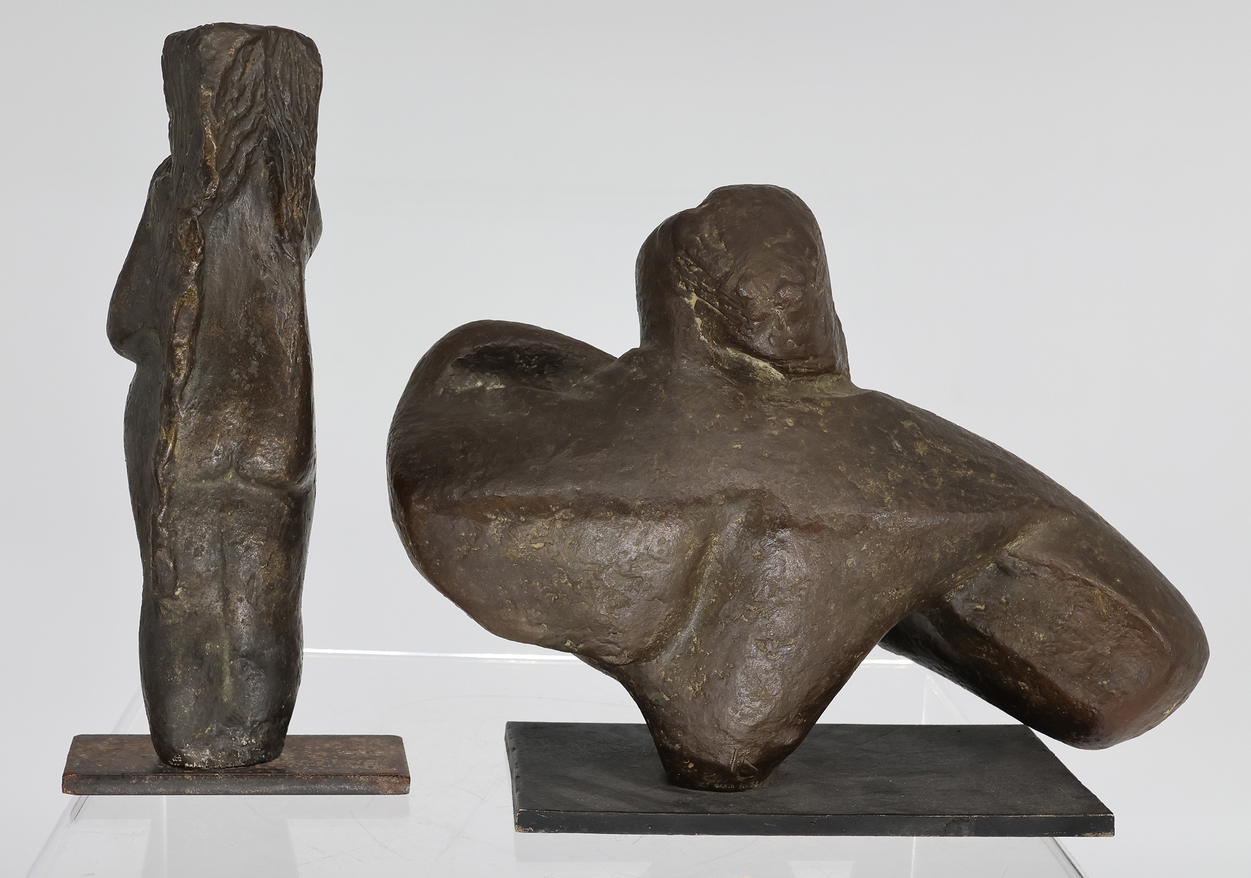 Kurt Lehmann | zwei Frauenakte auf Plinthen: Stehende | MutualArt