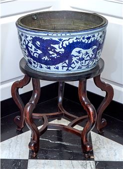 A Massive Chinese Blue and White Porcelain Dragon Basin
Jiajing Mark and of the Period - Jiajing