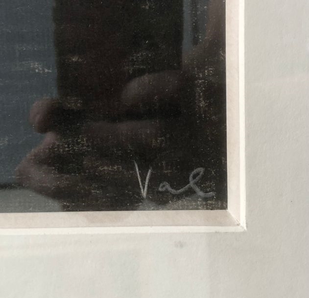 Artwork by Val, Composition abstraite,, Made of Black and white chalk