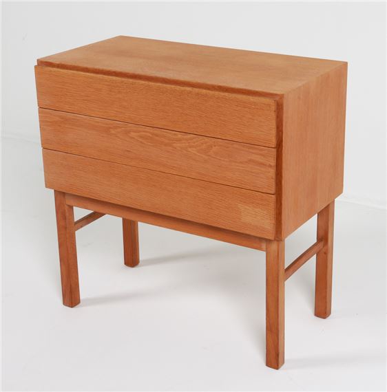 OMANN JUN STYLE DANISH OAK SIDE CHEST C. 1970'S by Omann Jun