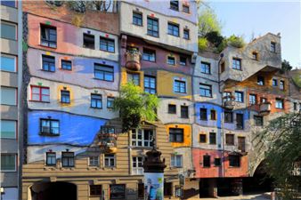 Colorful World: Friedensreich Hundertwasser in 5 Works